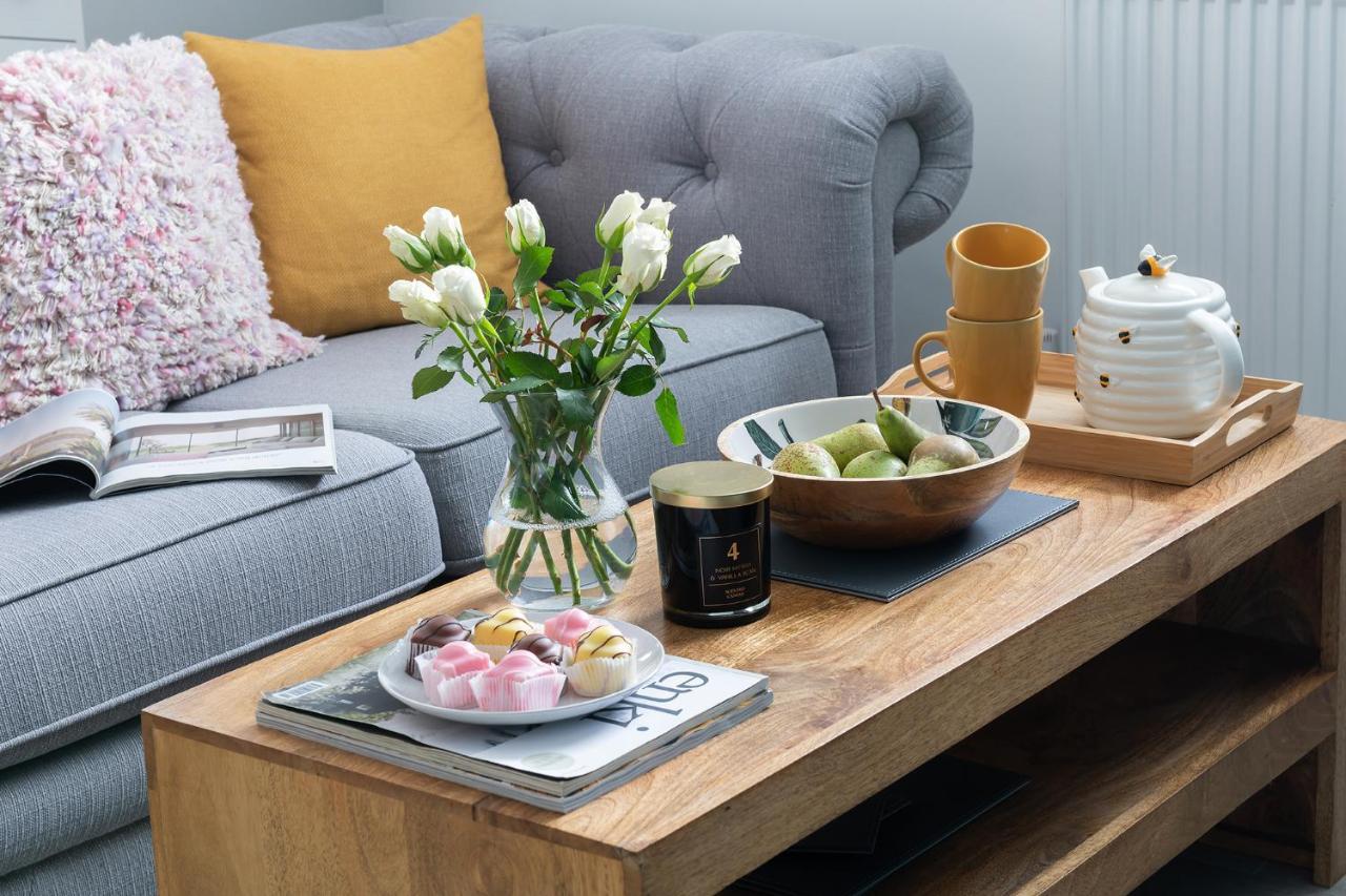 New Romantic, Dog Friendly Hideaway, Snowdon Views Caernarfon